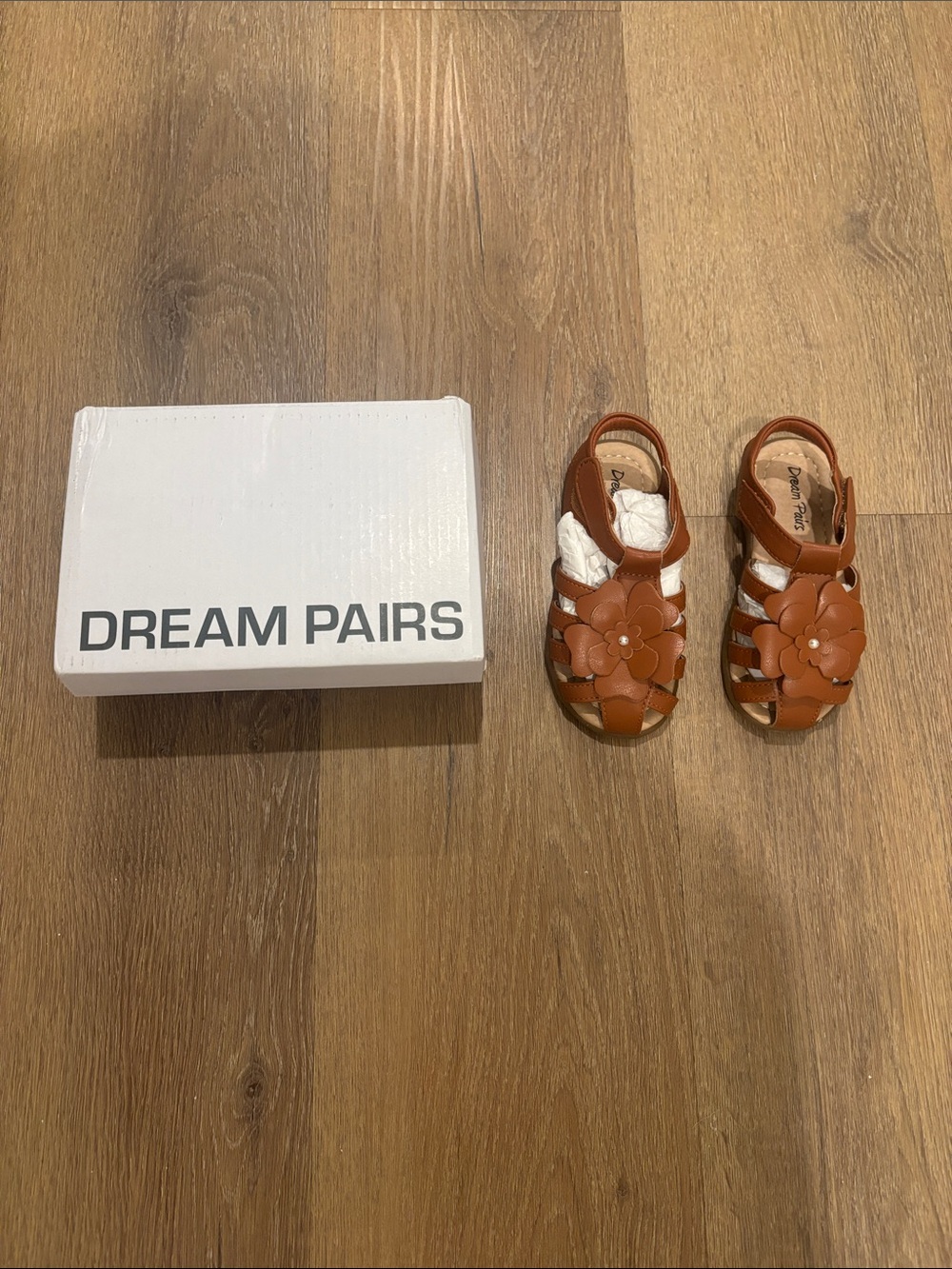 Dream Pairs Girls' Brown Flower Sandals SZ 7 NEW